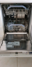 renodlad integrated dishwasher